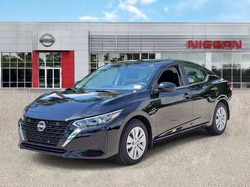 Certified 2025 Nissan Sentra S FWD image 6