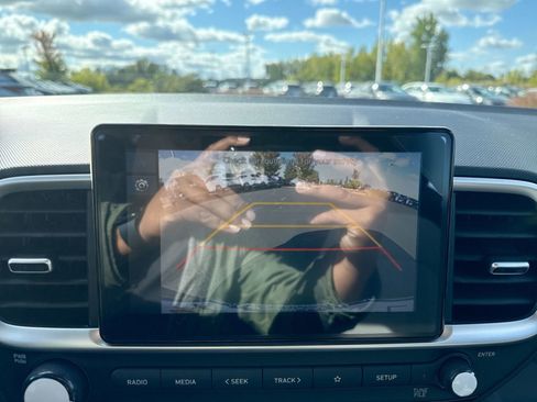 New 2026 Hyundai Venue SEL image 18