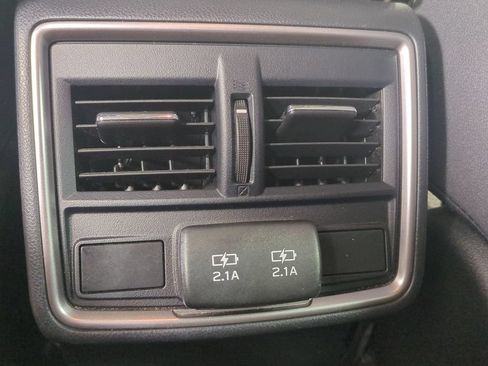 Used 2021 Subaru Forester Premium w/ Popular Package #1 AWD/4WD image 17