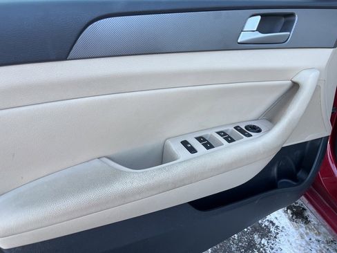 Used 2015 Hyundai Sonata SE w/ Option Group 09 image 24