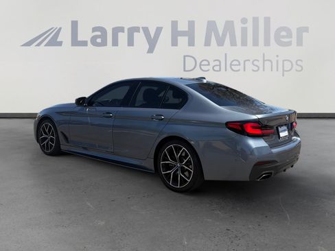Used 2021 BMW 540i w/ M Sport Package RWD image 3