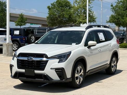 Used 2025 Subaru Ascent Premium AWD/4WD image 8
