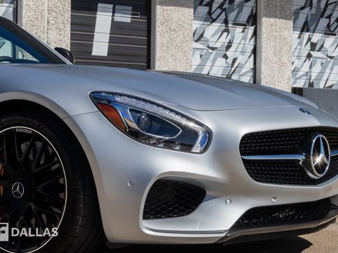 Used 2016 Mercedes-Benz AMG GT S image 2