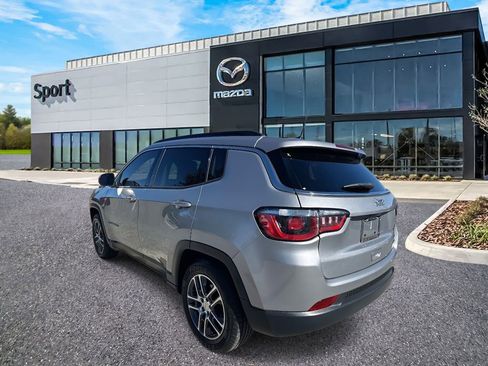 Used 2020 Jeep Compass Latitude image 5