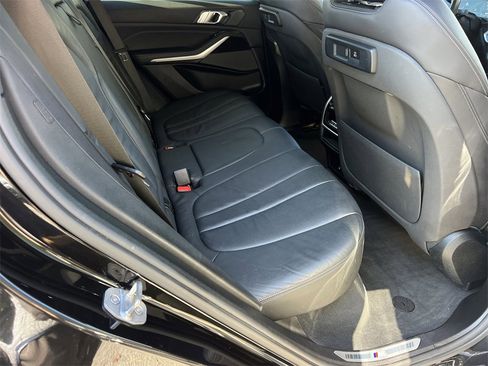 Used 2019 BMW X5 xDrive40i w/ M Sport Package image 13