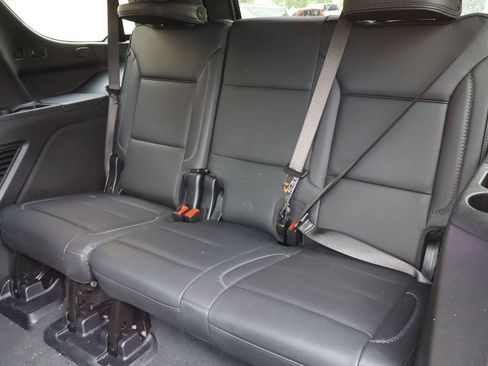 Used 2025 GMC Yukon Denali w/ Sun & Power Step Package RWD image 7