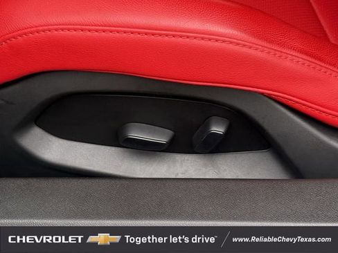 Used 2024 Chevrolet Corvette Stingray Coupe w/ 1LT RWD image 32