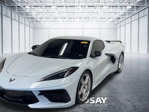Used 2023 Chevrolet Corvette Stingray Premium Cpe w/ Z51 Performance Package RWD image 5