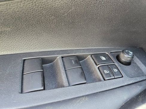 Used 2024 Toyota Corolla SE FWD image 33