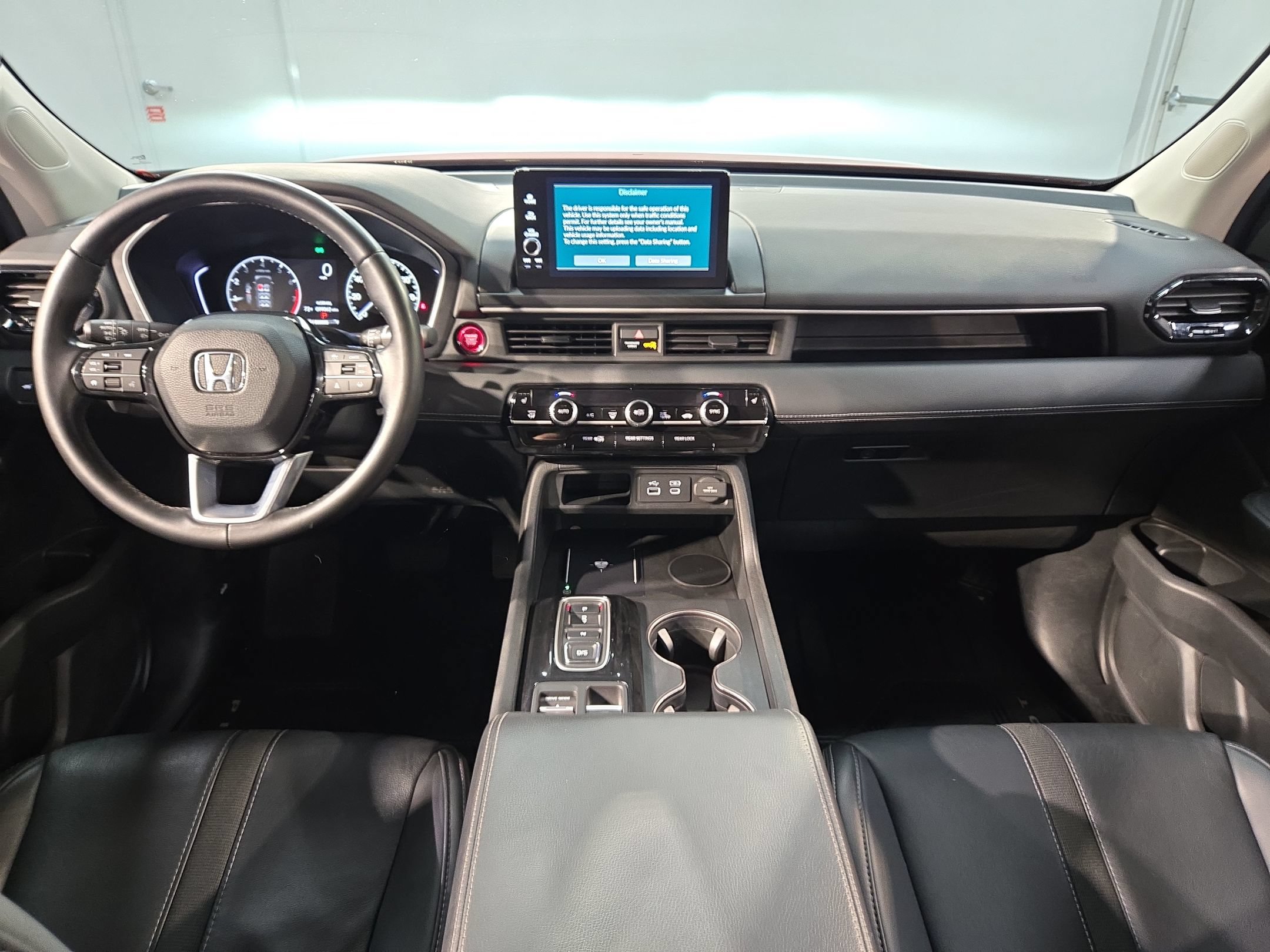 Used 2025 Honda Pilot EX-L image 10