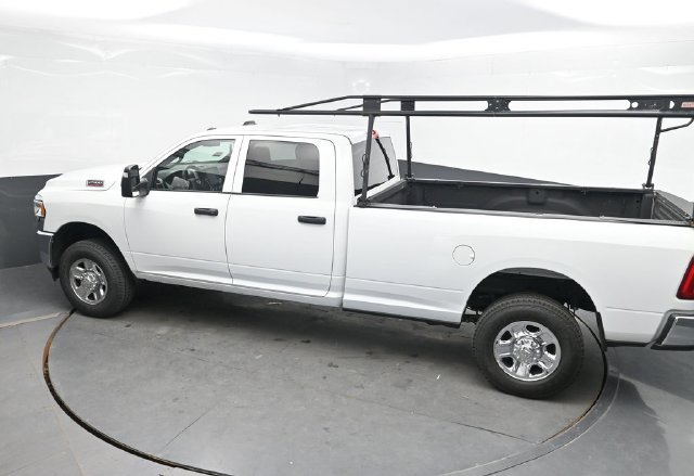 Used 2024 RAM 2500 Tradesman w/ Chrome Appearance Group AWD/4WD image 26