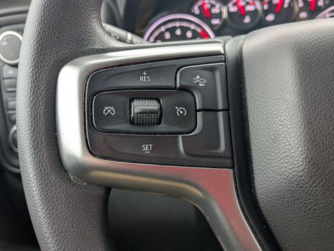 Used 2022 Chevrolet Silverado 2500 Custom w/ Custom Value Package image 19