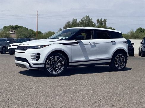 Used 2025 Land Rover Range Rover Evoque Dynamic SE image 2