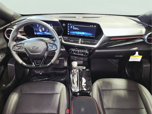 Used 2026 Chevrolet Trax RS w/ Driver Confidence Package FWD image 30