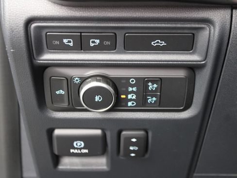 Used 2022 Ford F150 Lariat w/ Equipment Group 502A High AWD/4WD image 57