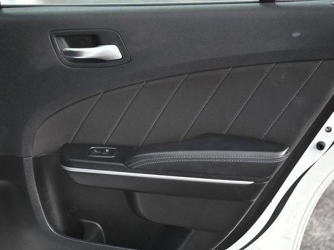 Used 2023 Dodge Charger SXT image 15