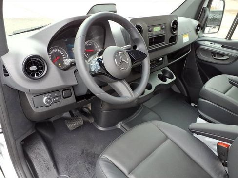New 2025 Mercedes-Benz Sprinter 3500 image 4