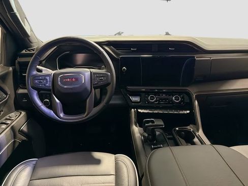 Used 2024 GMC Sierra 1500 AT4X image 23