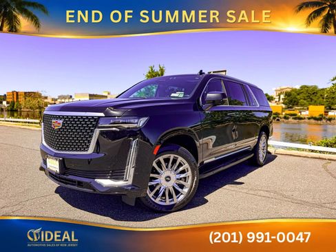Used 2022 Cadillac Escalade ESV Premium Luxury AWD/4WD image 2