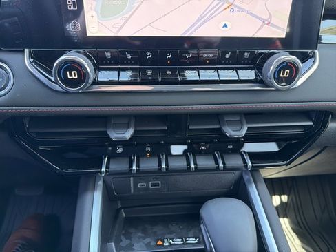 New 2026 Chevrolet Colorado Z71 w/ Technology Package AWD/4WD image 19