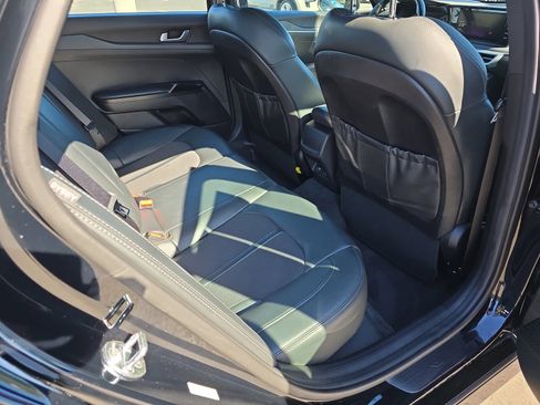 Used 2022 Kia K5 GT-Line image 11