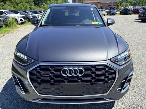 Used 2023 Audi Q5 2.0T Premium w/ Convenience Package AWD/4WD image 2