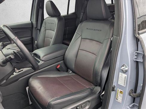 Certified 2025 Honda Ridgeline Black Edition image 17