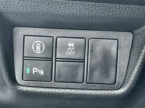 Used 2021 Honda Accord Touring image 16