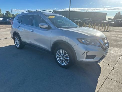 Used 2017 Nissan Rogue SV AWD/4WD image 39