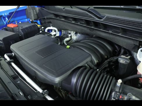 Used 2025 Chevrolet Silverado 1500 LT Trail Boss w/ Convenience Package II AWD/4WD image 25