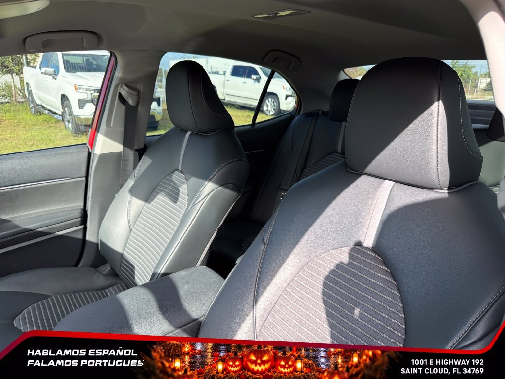 Used 2024 Toyota Camry SE FWD image 23