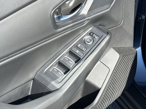Certified 2025 Honda Accord SE image 18