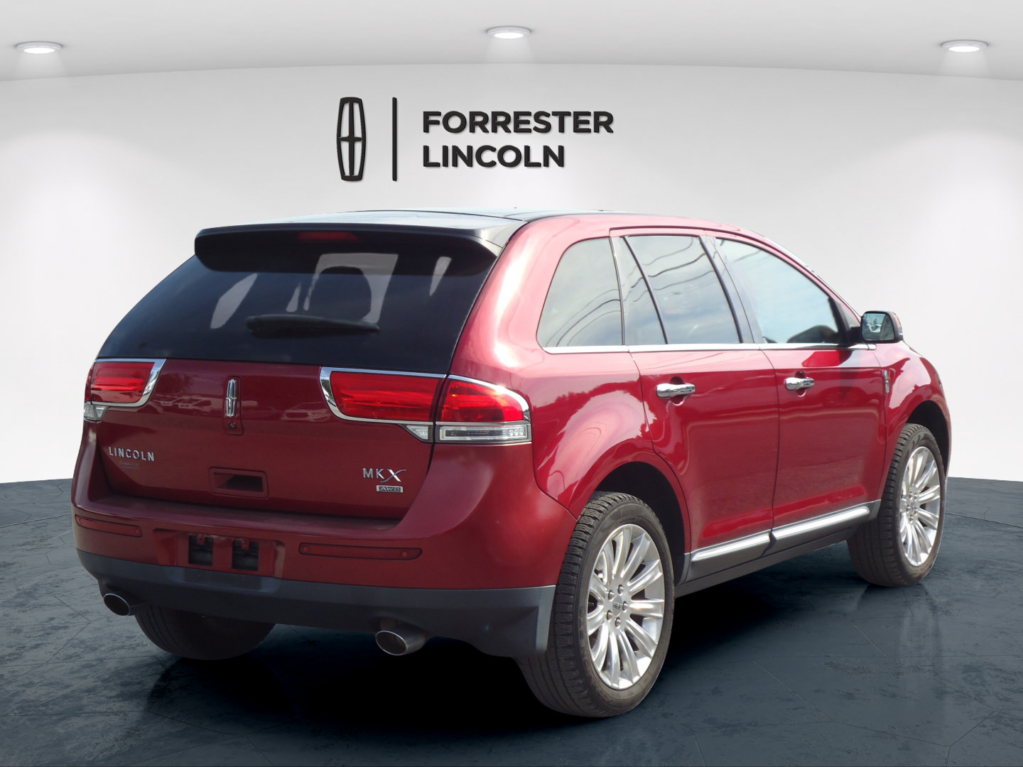 Used 2015 Lincoln MKX AWD w/ Equipment Group 102A image 3
