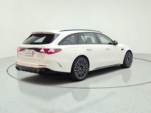 New 2026 Mercedes-Benz E 53 AMG e 4MATIC Wagon image 5