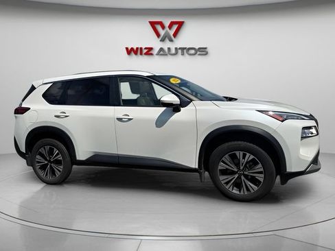 Used 2022 Nissan Rogue SV w/ SV Premium Package AWD/4WD image 6