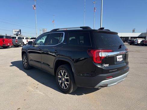 Used 2023 GMC Acadia SLT image 5