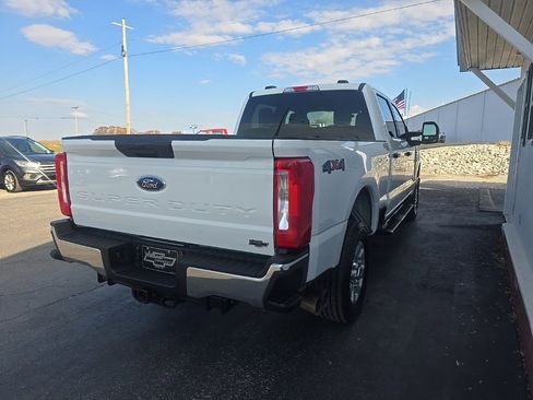 Used 2024 Ford F250 XLT image 8