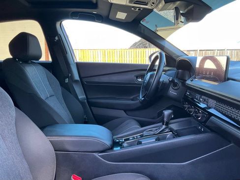 Used 2025 Honda Accord Sport image 32