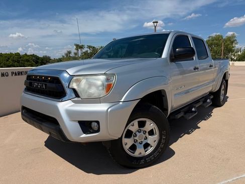 Used 2013 Toyota Tacoma 4x4 Double Cab image 17