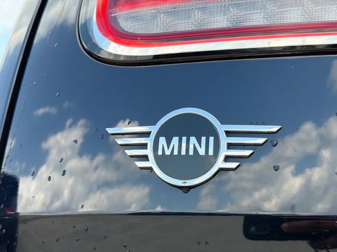 Used 2022 MINI Cooper Clubman John Cooper Works image 11