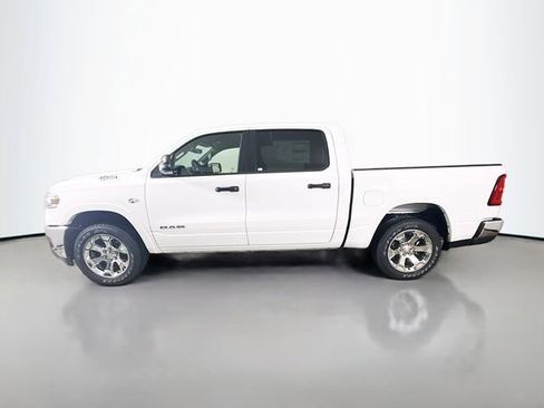 New 2026 RAM 1500 4x4 Crew Cab image 4
