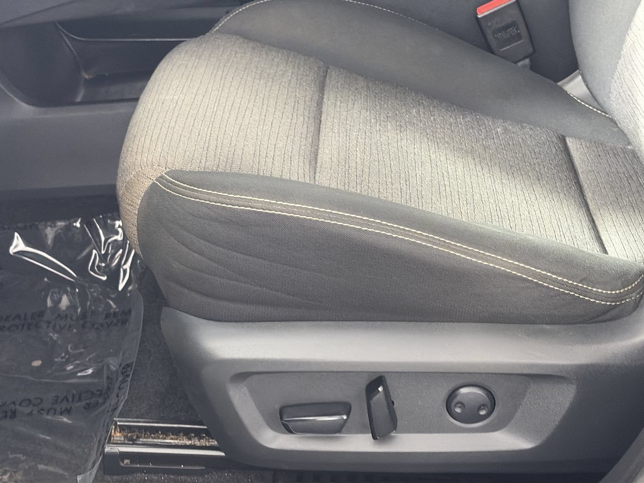 Used 2022 Nissan Rogue SV AWD/4WD image 17