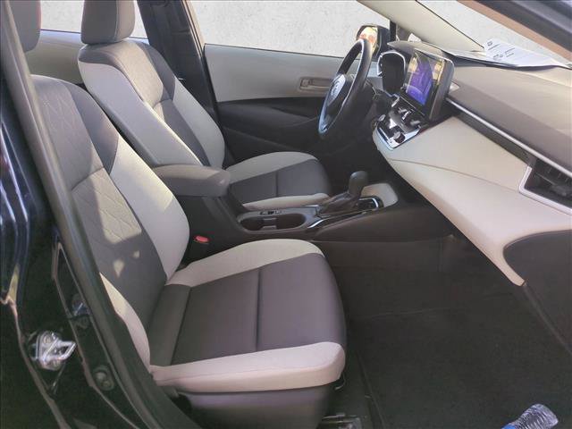 Used 2025 Toyota Corolla LE FWD image 20