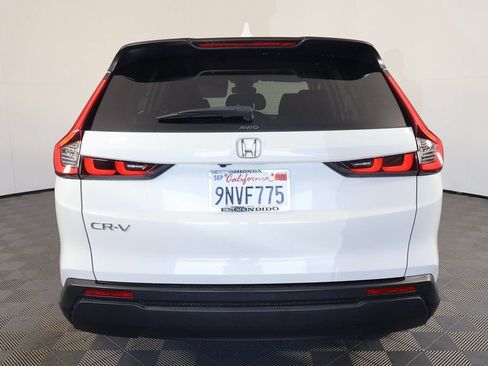 Used 2025 Honda CR-V EX image 5