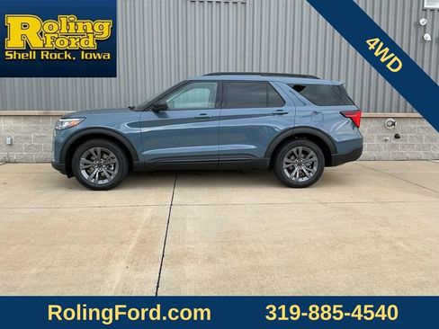 New 2026 Ford Explorer Active w/ Active Comfort Package AWD/4WD image 2