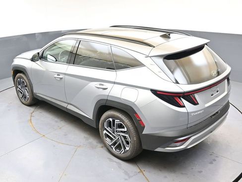 Used 2025 Hyundai Tucson Limited AWD/4WD image 38