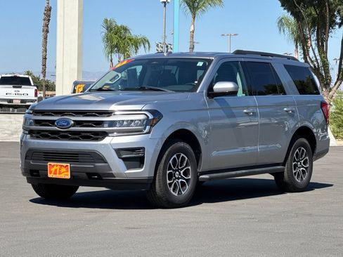 Used 2022 Ford Expedition XLT AWD/4WD image 7