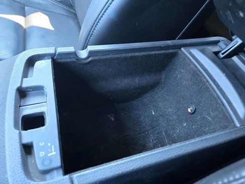 Used 2017 Jeep Grand Cherokee Limited image 14