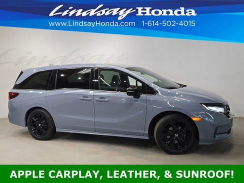 Used 2023 Honda Odyssey Sport image 3