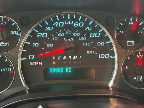 Used 2022 GMC Savana 2500 w/ Driver Convenience Package RWD image 39